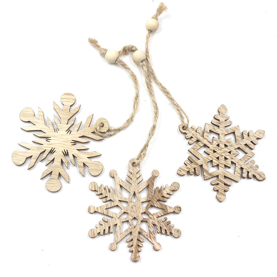 Wood crafts Christmas Snowflake Pendant Christmas Tree Snowflake Decoration Wooden Handicraft Gift Pendant