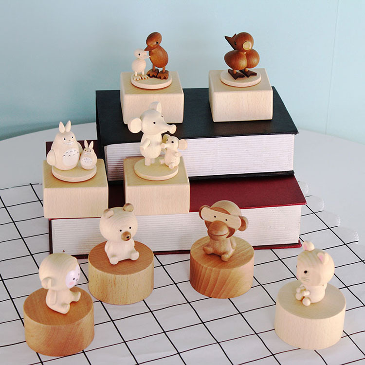 Creative Style Mini Music Box Cute Pet and Animal Children&#039;s Holiday Gifts Beech Wood Crafts Wooden Music Box Ornaments