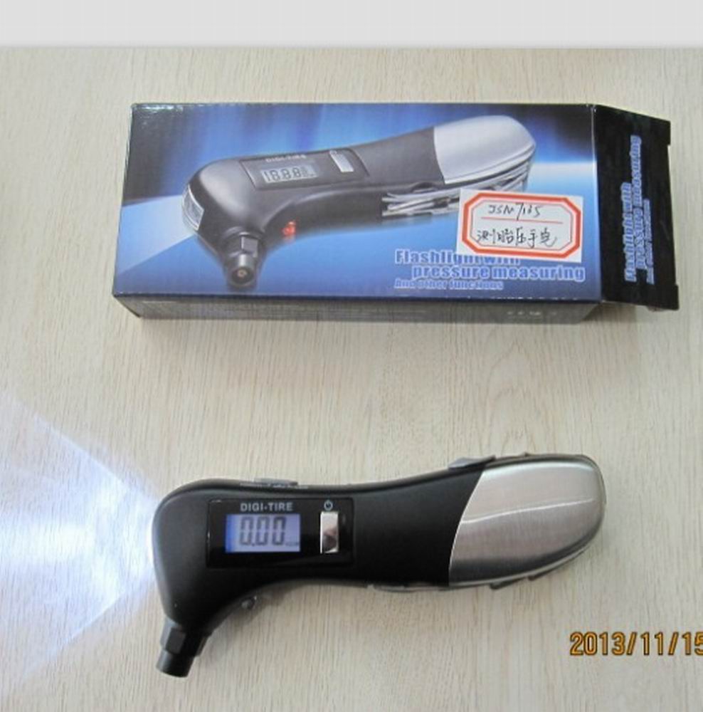 Js-6377 multi-function tool for measuring tire combined with safety hammer lamp pressure