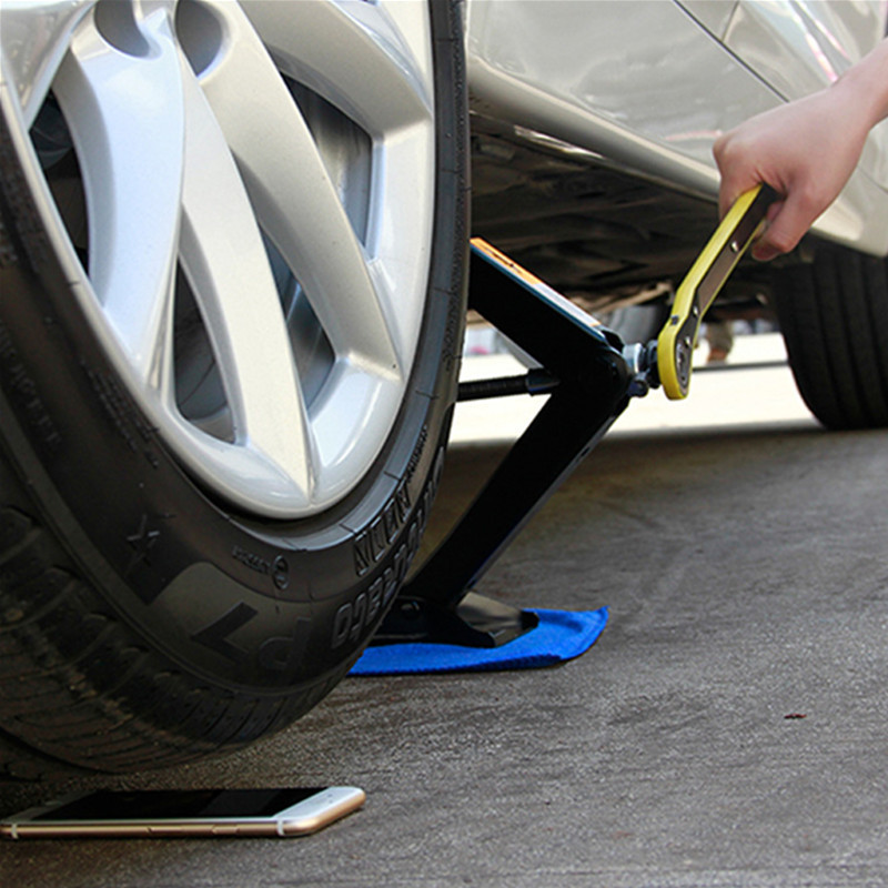 2.5T Car Jack Thickened Scissor Tire Replacement for Cars Tool Trolley Labor Saving 2.5T Car Jack