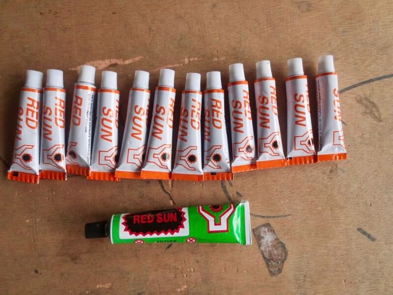 Tire repair vacuum Tire bicycle Tire universal self-adhesive Tire repair film glue