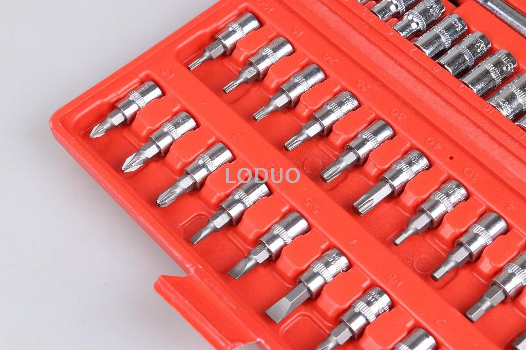 Quick ratchet repair tool set with auto repair socket wrench set multi-function casing cover tire removal