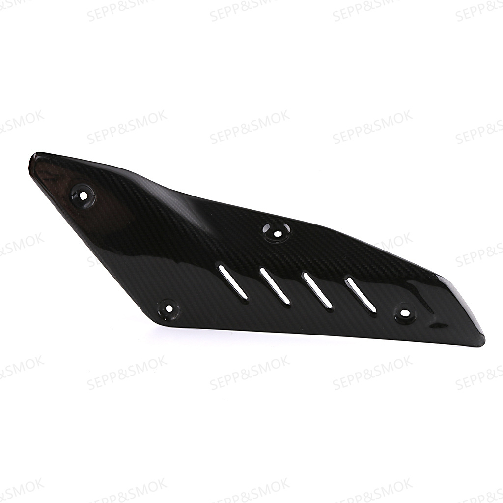 Suitable for Yamaha Y Ha Mt10 Motorcycle Carbon Fiber Large Exhaust Pipe Cover 16-18 Years Modified Shell