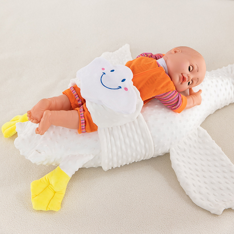 Toys with Face down Baby&#039;s Throw Pillow Newborn Beanie Blanket Sleeping Comfort Pillow Big White Geese Exhaust Pillow