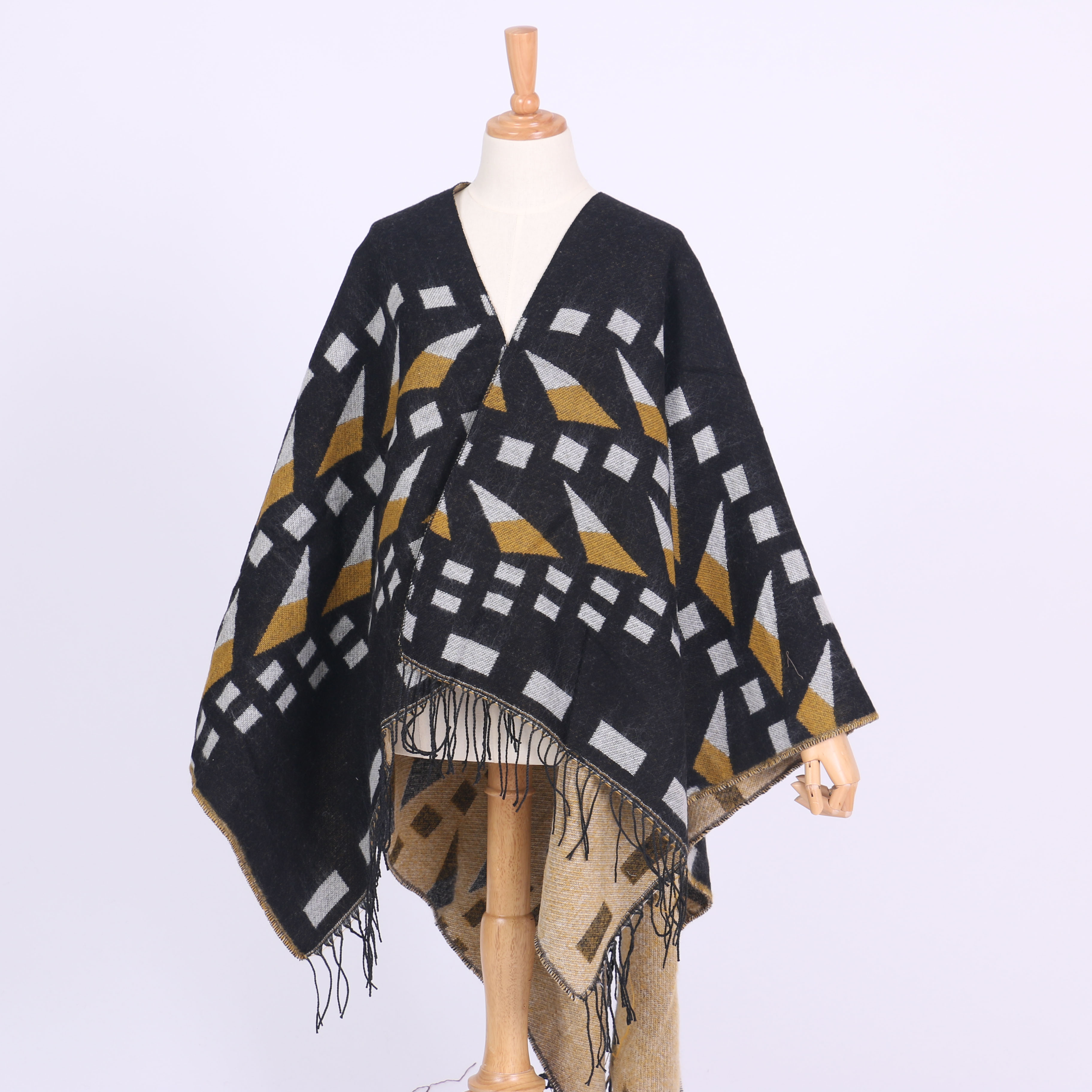 Muffler shawls and spring cape fur coat with long dresses.