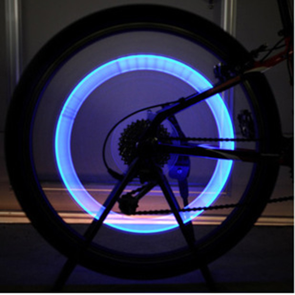 Bicycle Hot Wheels Dazzling Shock Valve Core Light Safety Air Tap Light Fluorescent Taillight with 3 Batteries