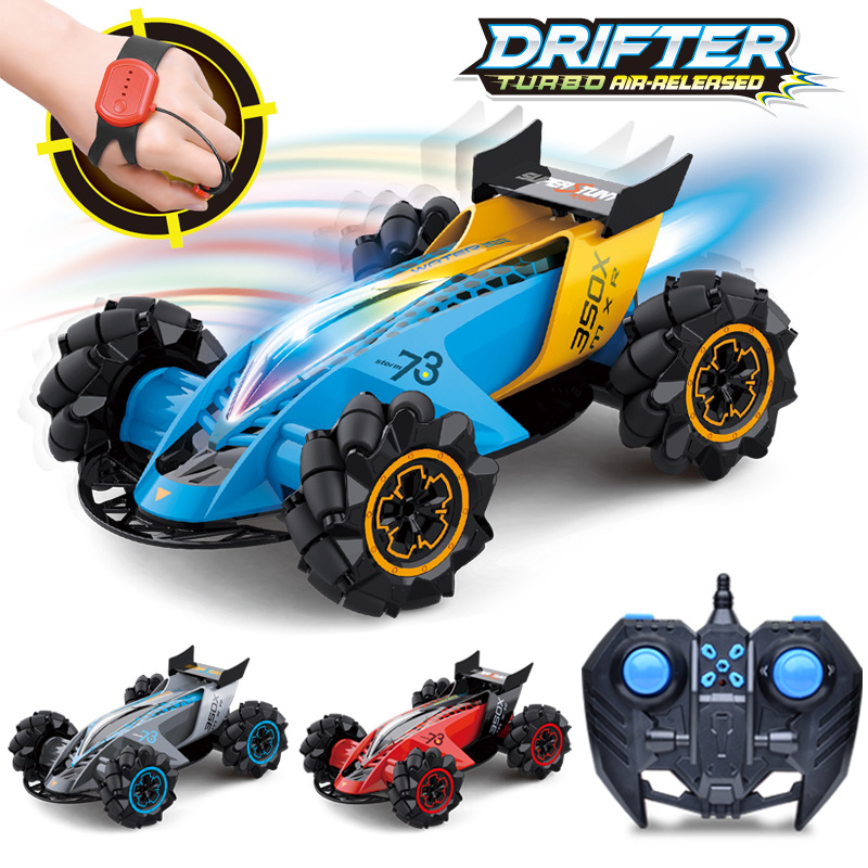 Cross-border 2.4g remote control car watch gestures sensing, this car spray four-wheel-drive drifting car crash resistant toy car