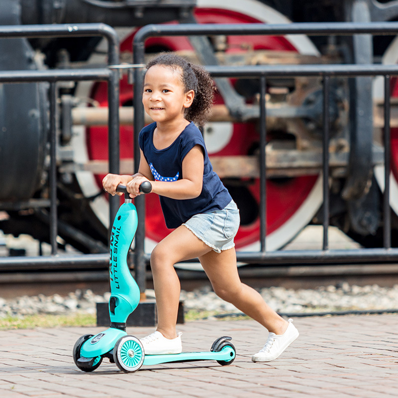 Taiwan Tagmi Taqi Scooter Small Snail Children Two-in-One Children 3-Wheel Baby Pulley Scooter