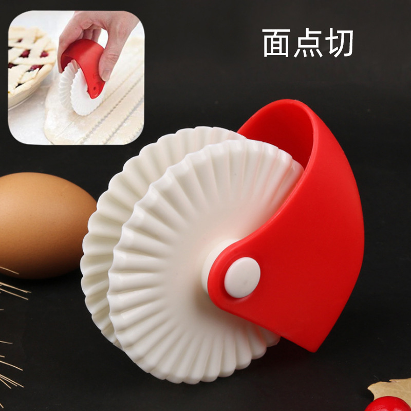 Baking Tool Pastry Cutting Wheel Pastry Curling Wheel Manual Noodle Cutter Wheel Knife Creative Kitchen Gadget
