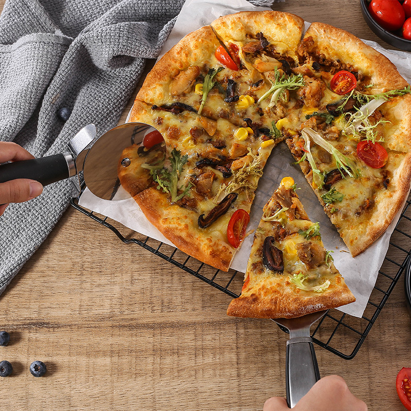 Stainless Steel Pizza Knife Shovel TwoPiece Handle Device round Single Wheel Cake Knife Pizza Shovel Kitchen Tools