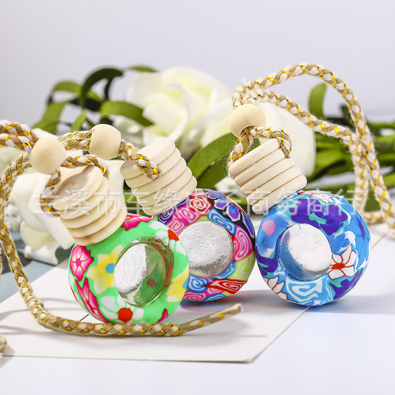 Fragrance Pendant Wheel Soft Pottery Perfume Bottle Car Hanging round Empty Bottle Car Decoration Aromatherapy Bottle