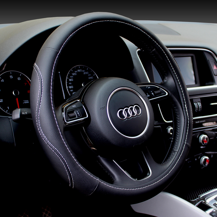Car Steering Wheel Overselling Leather Four-Fold Ear Steering Wheel Cover