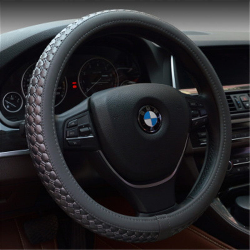 No smell of leather to slip 236 super fiber leather steering wheel cover