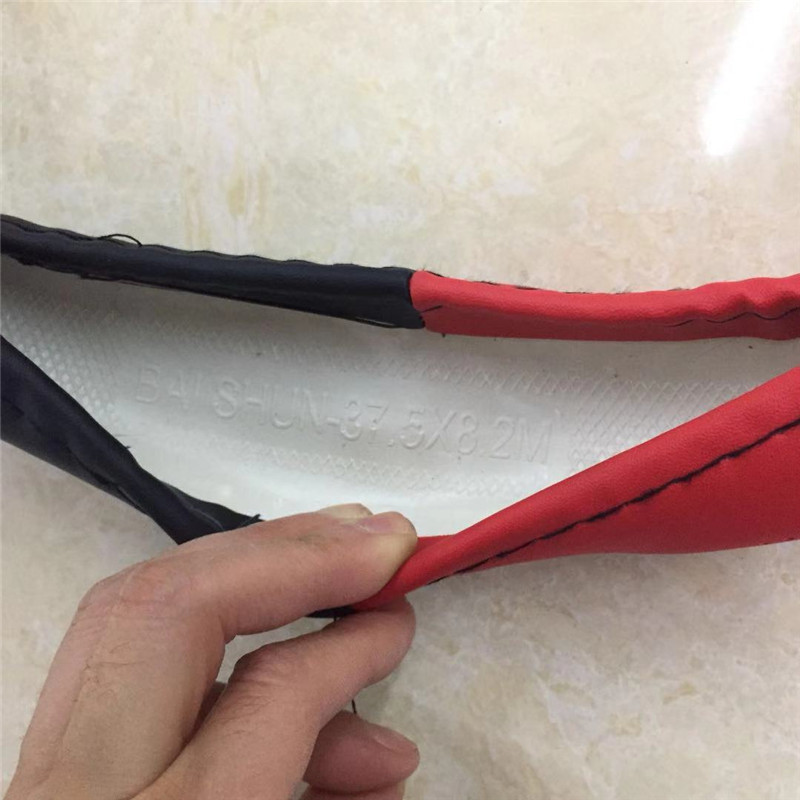 Shake sound with a car steering wheel cover wear-resistant leather environmental protection inner ring car handle