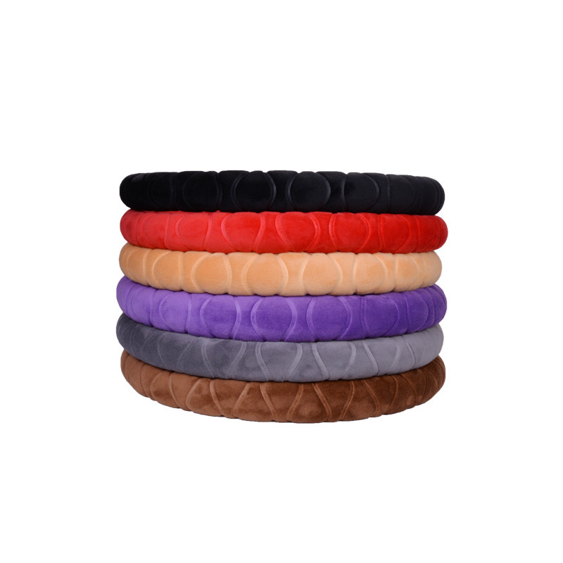 Cross-Border Plush Car Steering Wheel Cover Embossed Eight-Shaped Gourd Environmental Protection Rubber Ring Winter Warm Wear-Resistant Universal Grip Cover