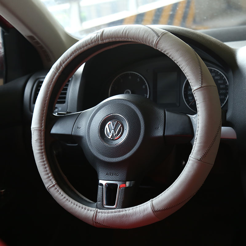 Hot style manufacturers Direct Fashion leather Car Steering wheel cover Breathable non-slip Four seasons General Custom Cover