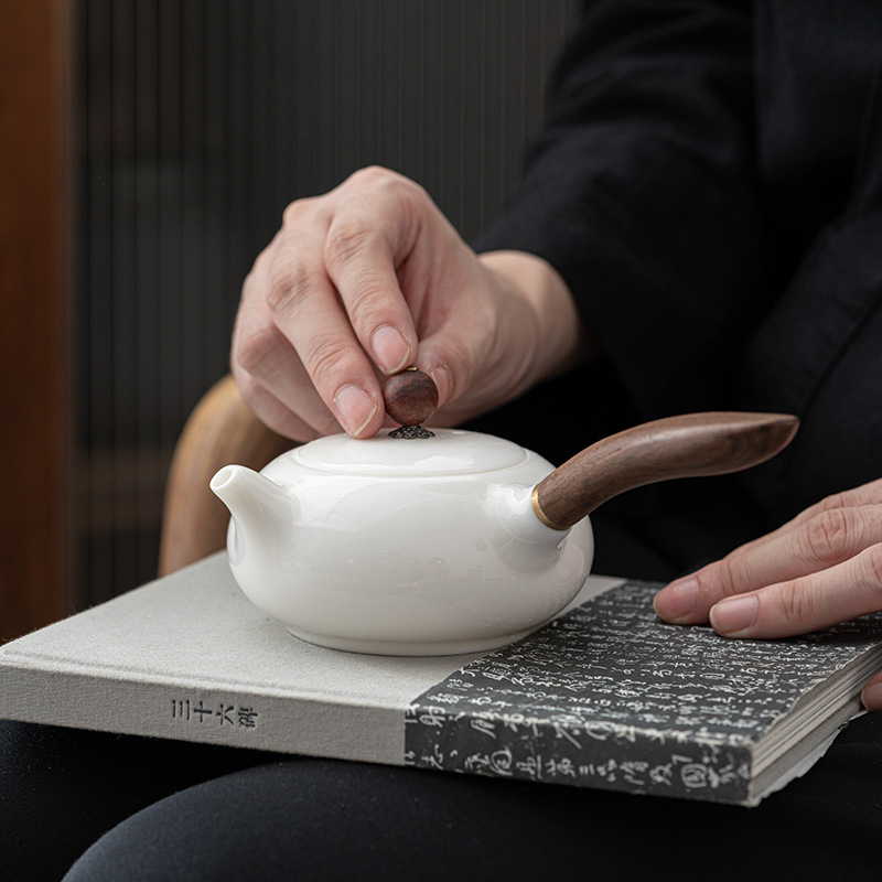 Jade White Porcelain Handmade Side Handle Pot Creative Fashion Blackwood Handle Teapot Kung Fu Tea Set Filter Single Pot