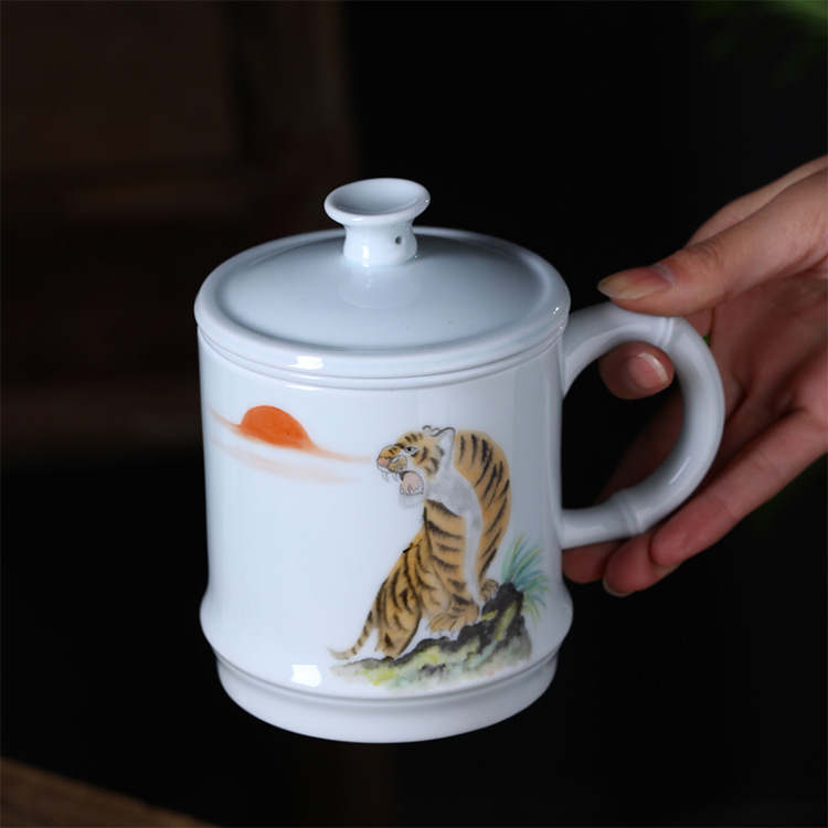 Qian Porcelain Elegant Set Jingdezhen HandPainted Ceramic Cup with Lid Filter Tea Separation Office Cup Tea Cup Whole