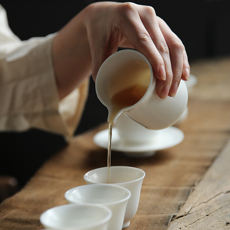Male Cup Jingdezhen Ceramic Whiteware Tea Pitcher Simple Kung Fu Ceramic Filter Tea Set Accessories Tea Strainer Set