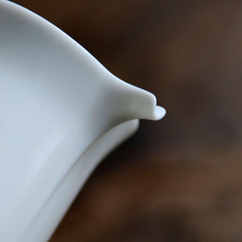 Male Cup Jingdezhen Ceramic Whiteware Tea Pitcher Simple Kung Fu Ceramic Filter Tea Set Accessories Tea Strainer Set