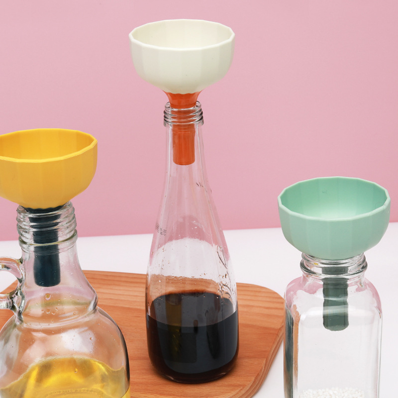 Creative Filter Separating Funnel Kitchen Household Oil Funnel Wine Funnel Multi-Purpose Fast Diversion Oil Dispenser Spot