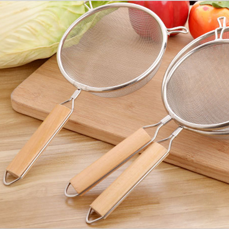 304 Stainless Steel Wooden Handle Two-Ear Strainer Kitchen Multi-Functional Oil Grid Bird &#039;S Nest Soy Milk Filter Hotel Colander