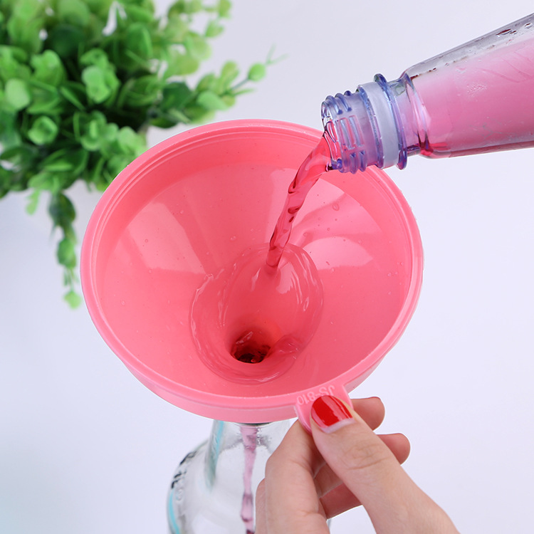 Multi-Functional Kitchen Plastic Funnel Filter Wine Funnel Oil Leakage One Yuan Two Yuan Store Supply Wholesale Stall Hot Sale
