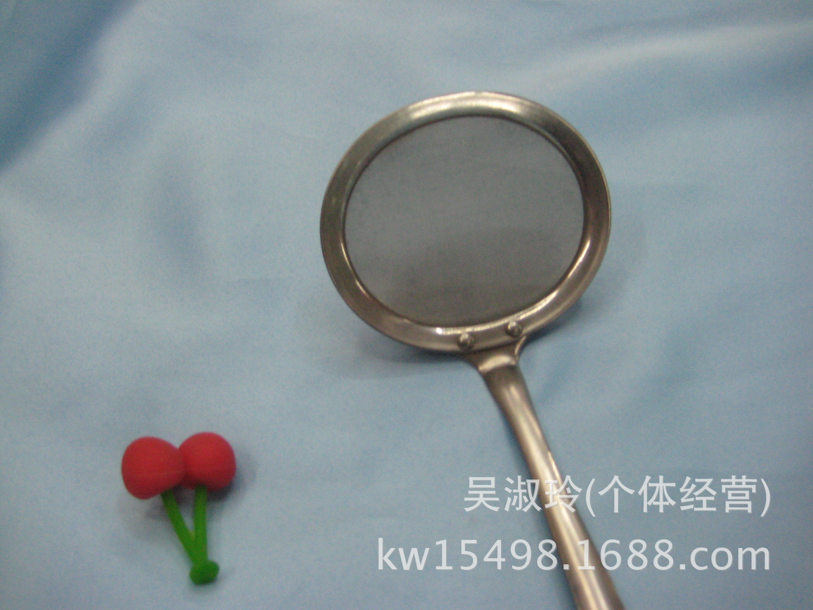 Factory Direct Sales Stainless Steel Fine Mesh Oil Insulation Colander Stainless Steel Pots Bubble Net Filtering Strainer Colander Spoon