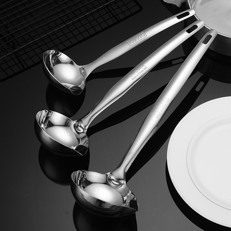304 Stainless Steel Colander Water Filter Colander Dumplings Noodles Strainer Screening Mesh Oil Filter Fried Hot Pot Spoon Spoon Strainer Grease Strainer