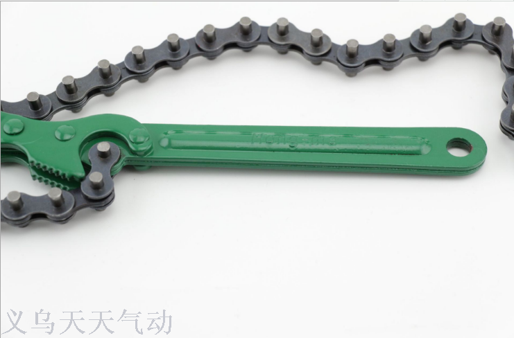 Chain type oil filter wrench