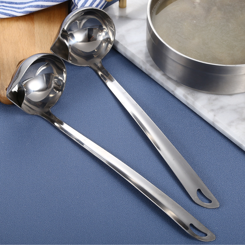 Stainless Steel Oil Leak Spoon Best-Seller on Douyin Grease Strainer Soup Draining Spoon Soup Oil Separator Oil Filter Artifact Internet Celebrity Colander