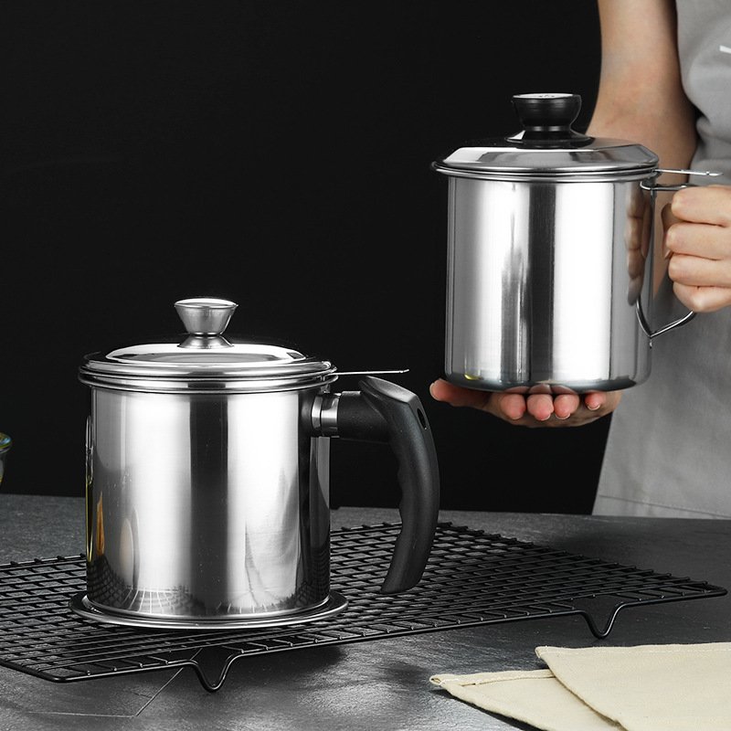 Stainless Steel Oil Draining Pot Oil Filter Cup Oil Separating Kernel Cup Southeast Asia Oil Filtering Cup Pot Oil Storage Tank Kitchen 304 Oiler