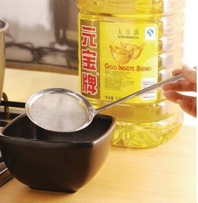 Japanese-Style Thickened Oil-Proof Colander Grease Fully Blocking Sundries over Ladle Oil Filter Mesh Grease Spoon Strainer Spoon-Medium