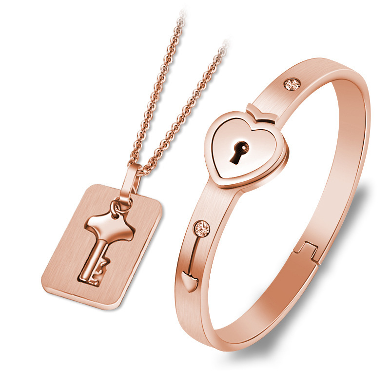 Fashion Creative Style chong shang yun xiao Couple Bracelet Heart Lock HeartShape Lock Titanium Steel Bracelet Key Set