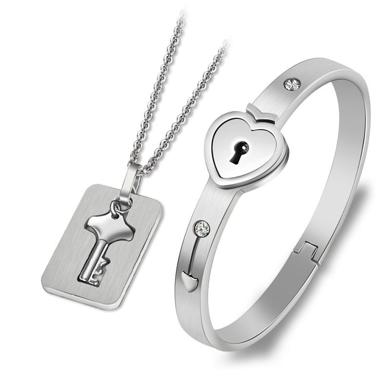 Fashion Creative Style chong shang yun xiao Couple Bracelet Heart Lock HeartShape Lock Titanium Steel Bracelet Key Set