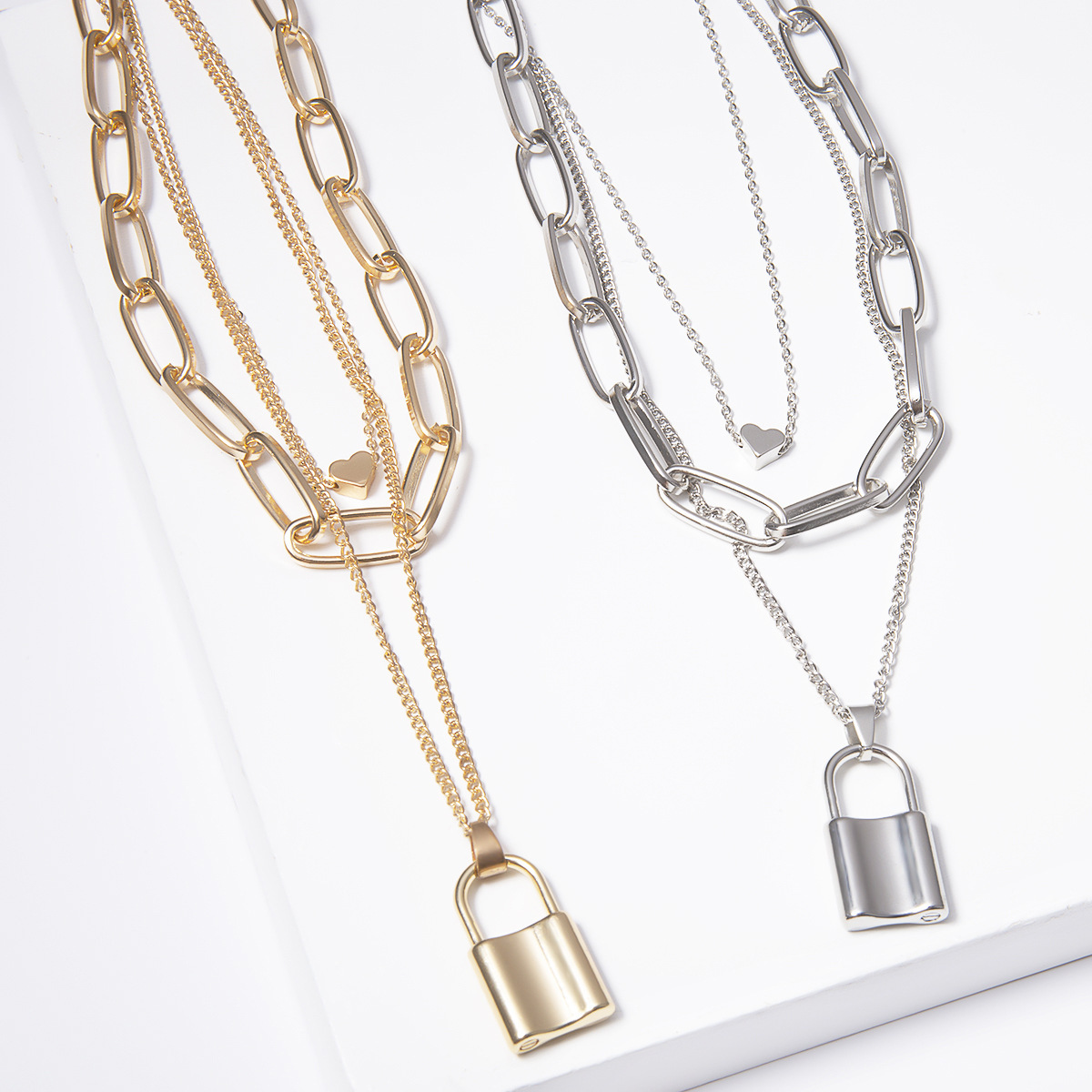Ornament Europe and America Cross Border Exaggerated Thick Chain Necklace Women&#039;s Multi-Layer Lock-Shaped Heart Necklace Sweater Chain