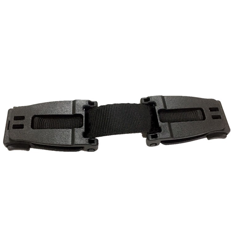 Amazon Hot Detachable Children&#039;s Car Safety Belt Chest Buckle Toddler Seat Belt Lock Catch Regulator Holder
