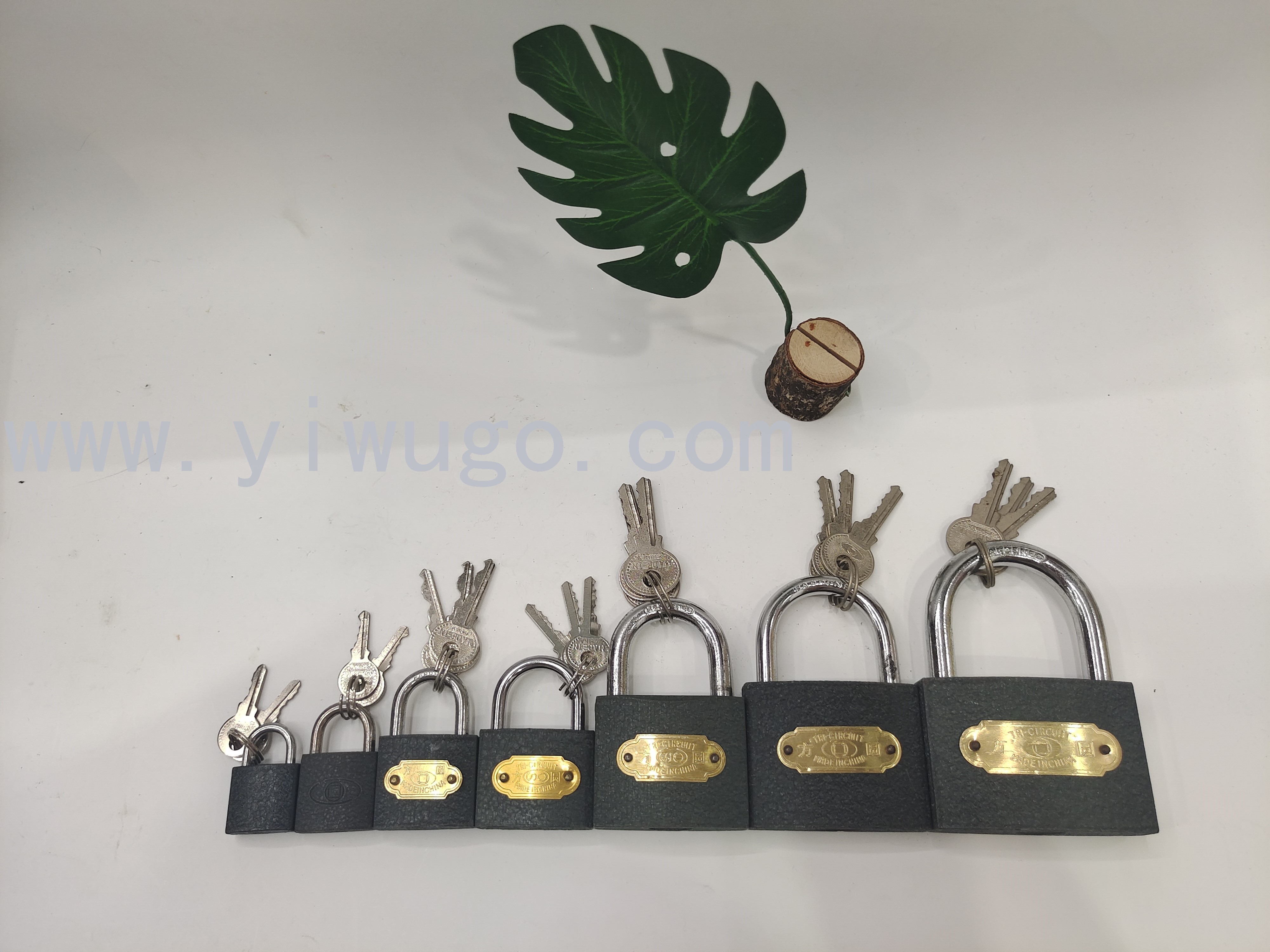 Gray padlock gray lock iron lock padlock chain lock iron padlock spray paint lock