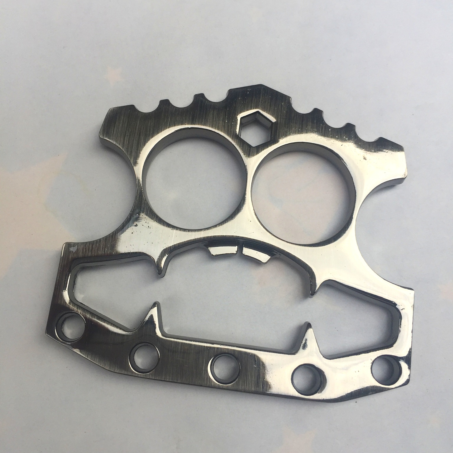 Mg Cute Skull Bottle Opener Window Breaker SelfDefense Finger Lock Keychain Brass Knuckle Car Emergency Window Breaker