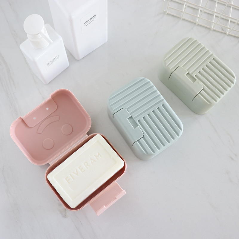 Sealed and covered soap box Travel lock soap box Toilet soap holder bathroom waterproof creative soap holder
