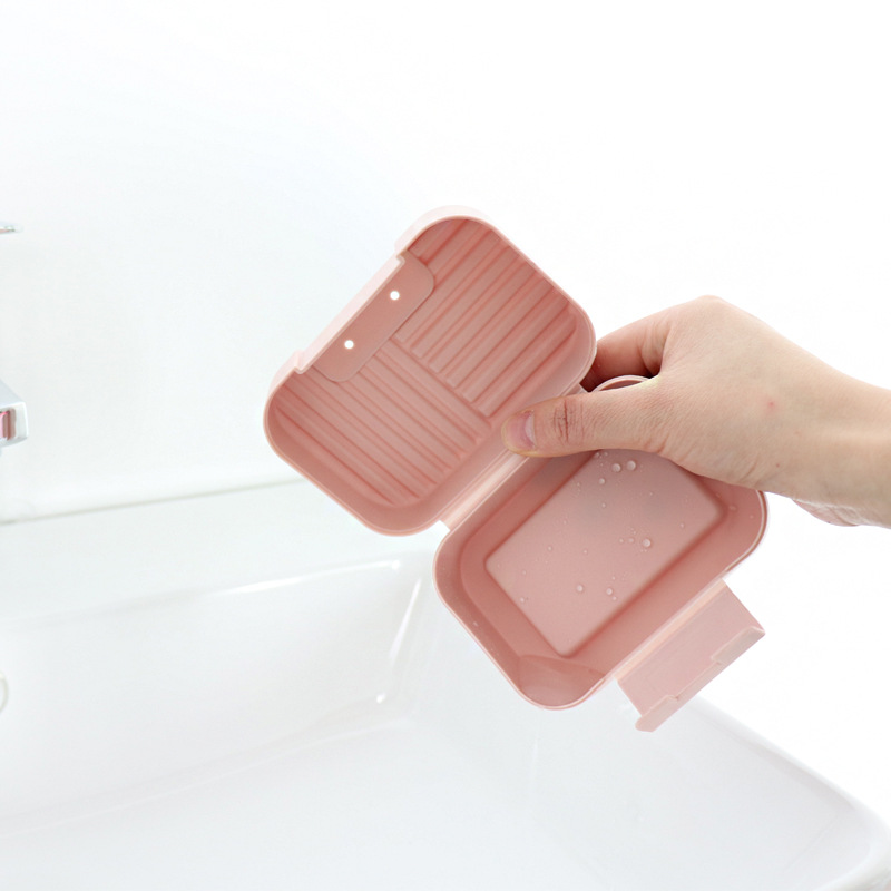 Sealed and covered soap box Travel lock soap box Toilet soap holder bathroom waterproof creative soap holder