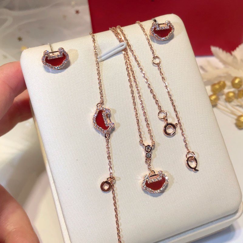 KIRIN Ruyi Bracelet Rose Gold Carnelian Diamond-Embedded Simple Elegant Chinese Style Lock of Good Wishes Female Wristband Bracelet