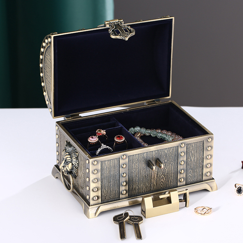 European-Style Treasure Chest Jewelry Box Vintage with Lock Jewelry Box Birthday Gift Girls Gifts Court Antique Storage Box