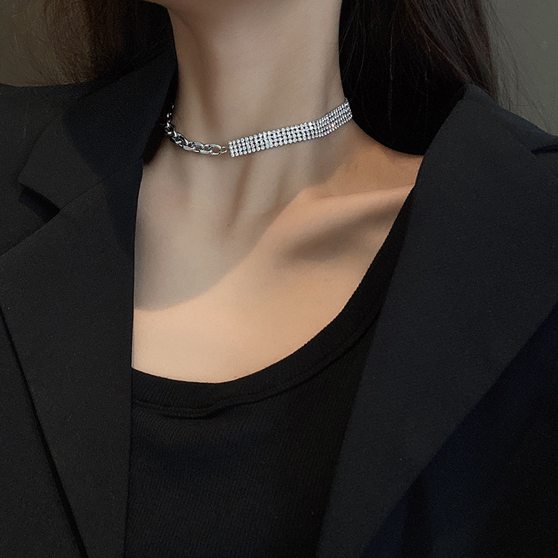 Ins Online Influencer Necklace Women&#039;s Special-Interest Design Lock Full Diamond Bone Chain Personality Simple Choker Short Neckband Ornament