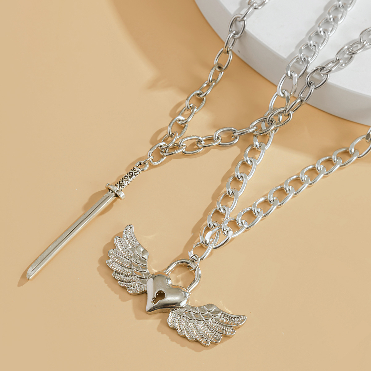 Creative Heart-Shaped Lock Sword-Shaped Set Necklace Women&#039;s Simple Punk Metal Sweet Cool Ornament