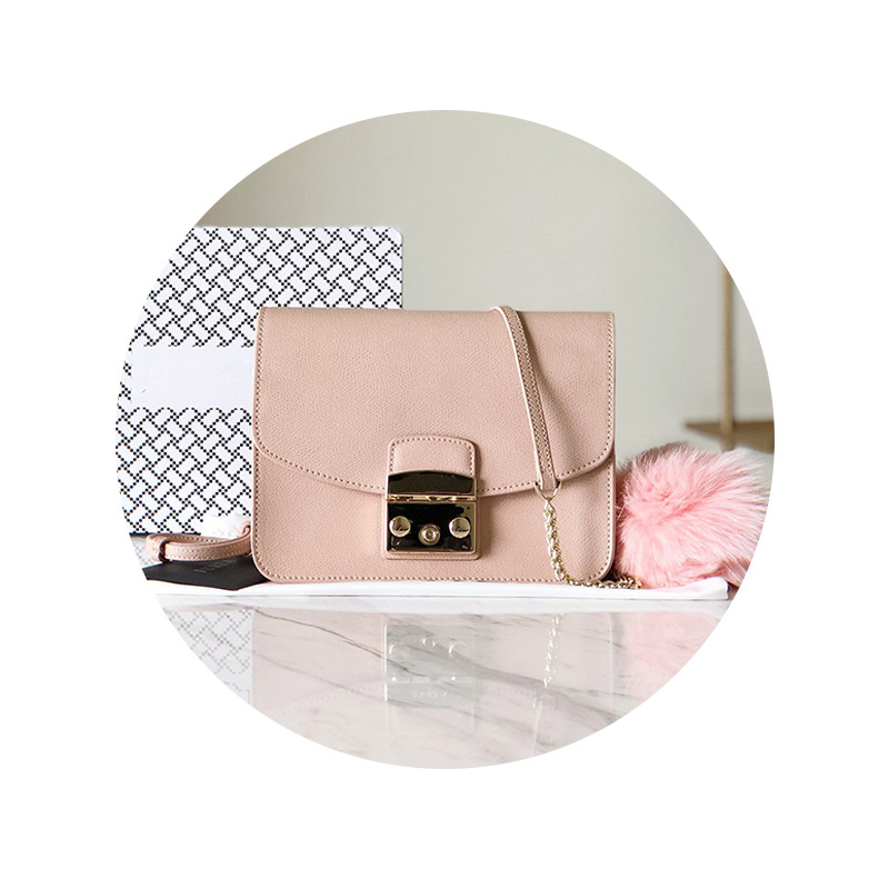 2019 Early Spring New Cowhide Metal Lock Catch Women Hand-Carrying Crossbody Bag Candy Color Medium Portable Small Square Bag