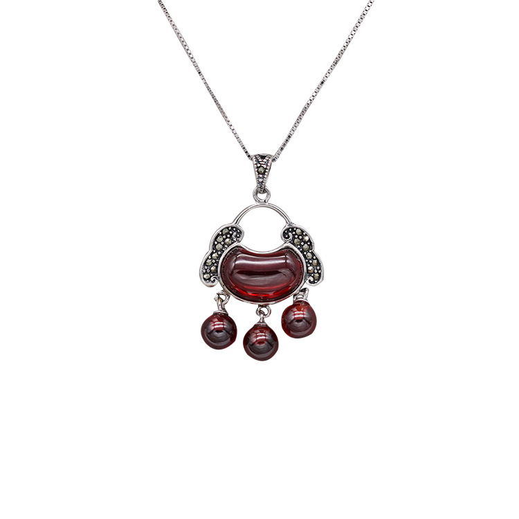 S925 pure silver garnet retro cloud lock simple and versatile fashion valentine&#039;s day gift popular in Japan and South Korea