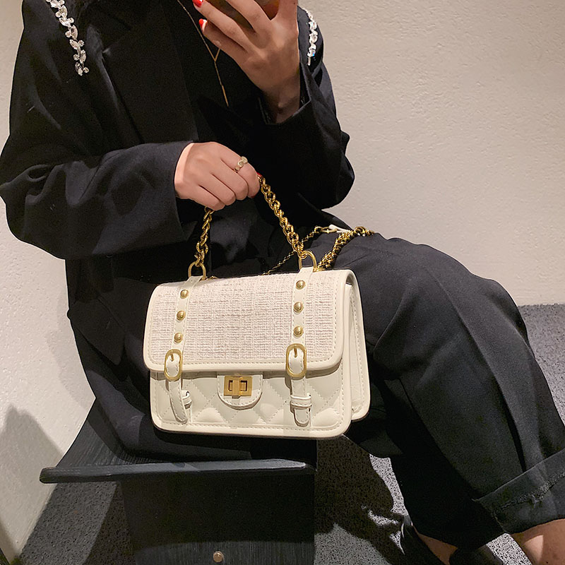 Korean Style 2021 Winter New Arrival Metallic Shoulder Simple Fashion Crossbody Lock Small Square Bag
