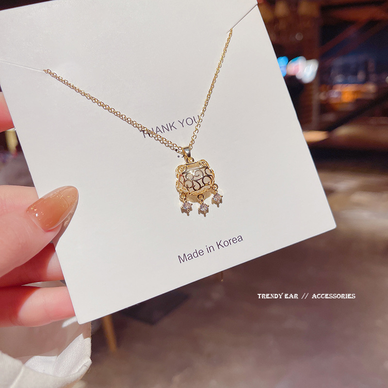 2021new National Style Fashion Longevity Lock Titanium Steel Necklace for Women Ins Internet Celebrity Same Style Simple Graceful Clavicle Chain