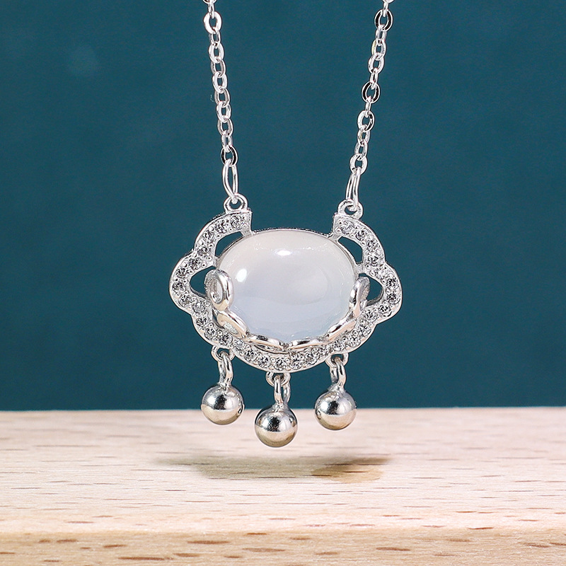 S925 Sterling Silver Japanese and Korean White Chalcedony Longevity Lock Necklace Water Drop Elegant Auspicious Cloud Lock Safe Clavicle Chain Female 347dz